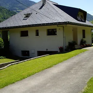 chambres-dhotes-les-pierres-taillees.hotels-rhonealpes.com/