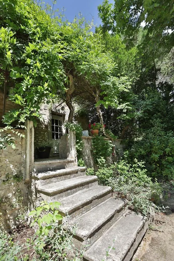 Bed & Breakfast Le Prieure La Madelene Bed and Breakfast Malaucène Frankrijk