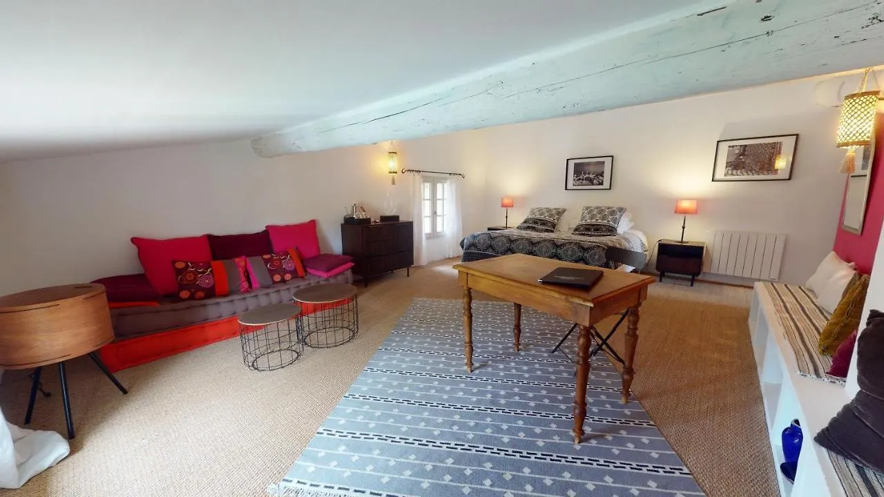 Le Prieure La Madelene Bed & Breakfast Malaucene